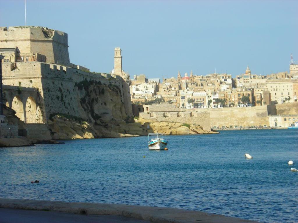 Apartment In Marsaskala Eksteriør billede